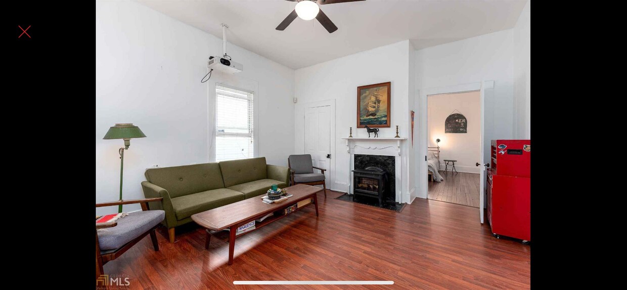 Primary Photo - 185 Pearl St SE