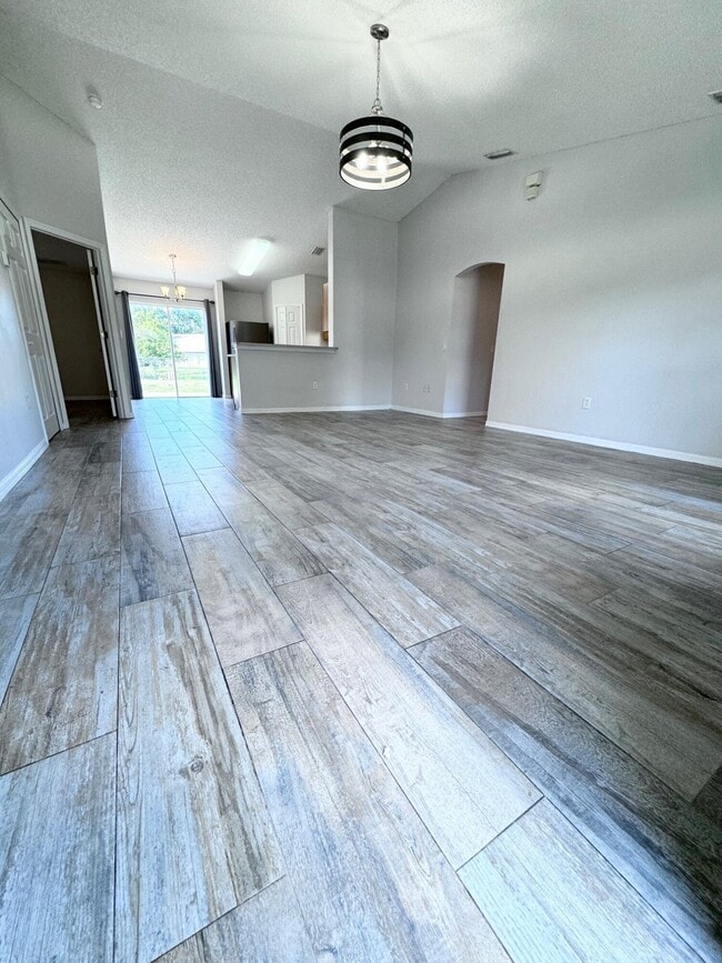 Building Photo - 1006 Fairplay Ave NW