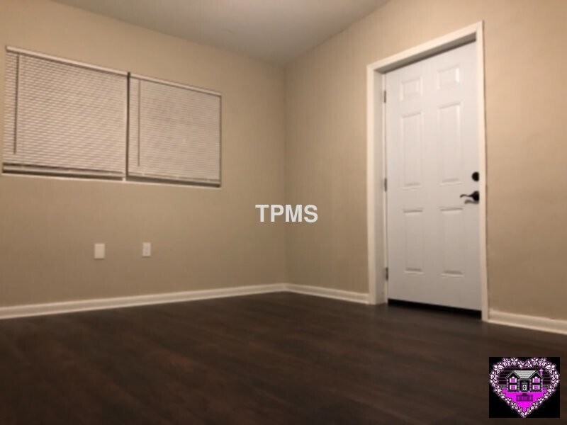 Primary Photo - 230 Lytton Cir