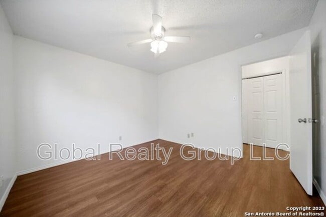 Foto del edificio - 818 Station St