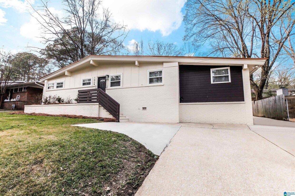 1028 Montclair Rd, Birmingham, AL 35213 House for Rent in Birmingham, AL