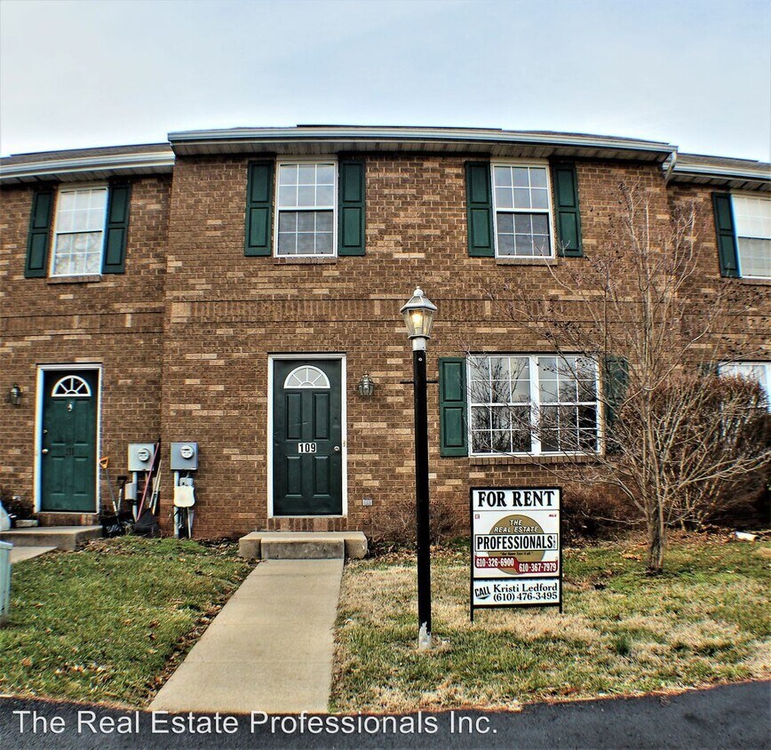 Primary Photo - 3 br, 2.5 bath House - 109 Dorchester Ln.