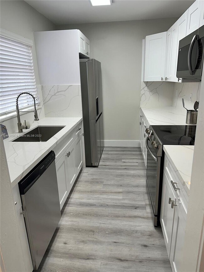 Foto del edificio - 5151 SW 6th St