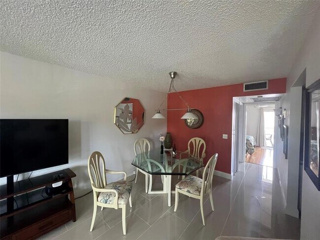 Building Photo - 1301 SW 134th Way