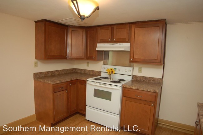 Foto del edificio - 2 br, 1 bath House - 126 S. Main St.