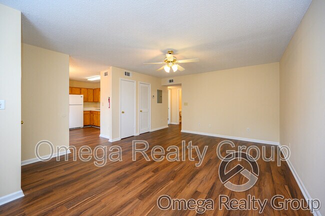 Building Photo - 4203 20th St NE