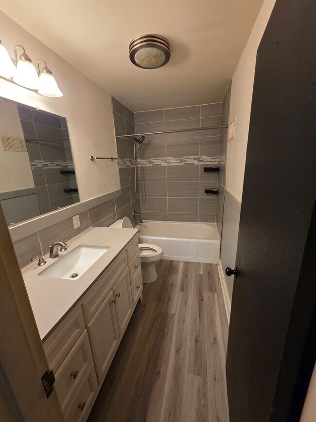 Foto del edificio - Cute & Cozy 2 Bedroom Home for Rent