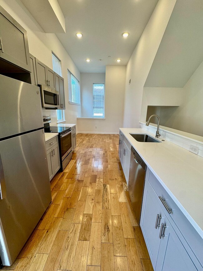 Foto del edificio - 2722 Master St