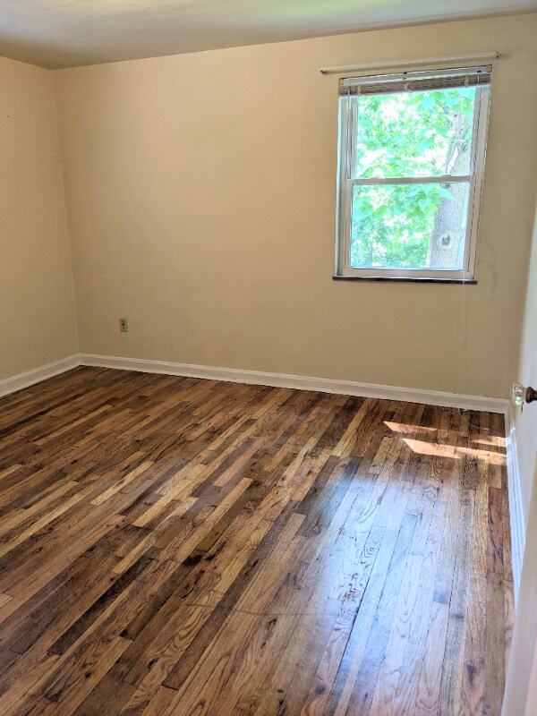 Foto del edificio - 5932 Belmont Ave