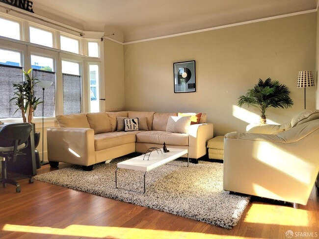 Foto del edificio - 120 21st Ave