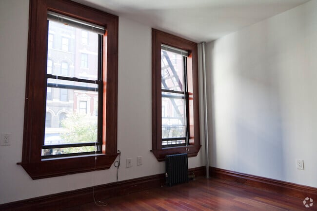 Building Photo - 1408 Madison Ave
