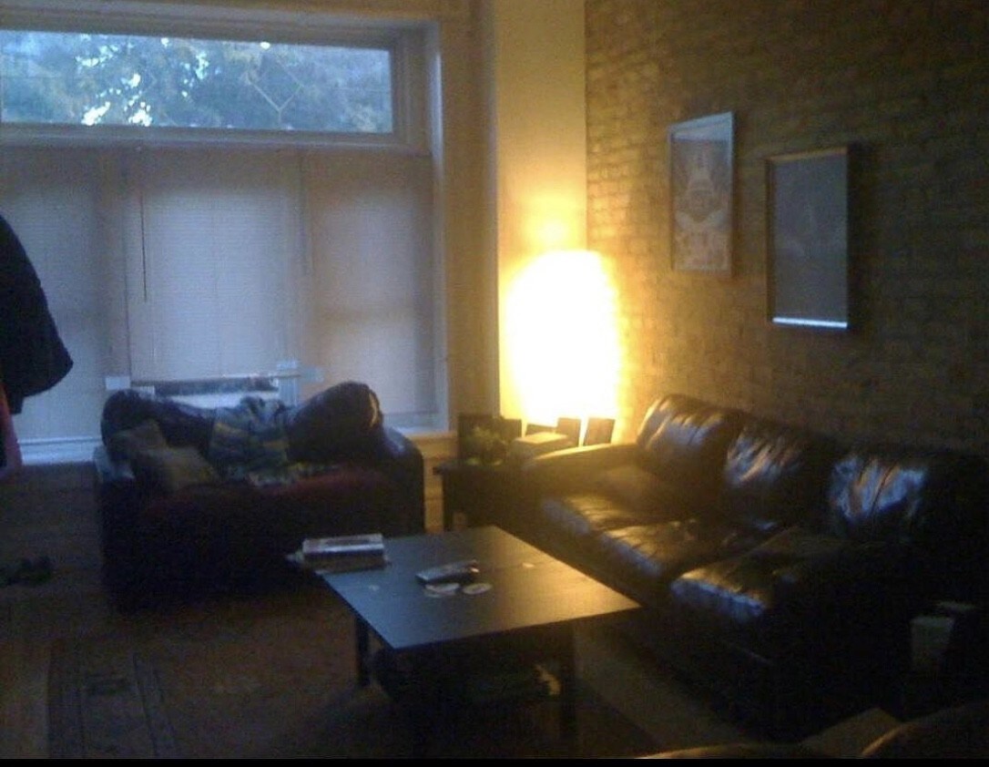 Foto principal - 1041 S Oakley Blvd