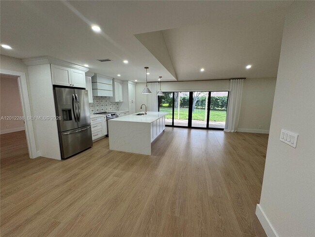 Foto del edificio - 9234 Southampton Pl