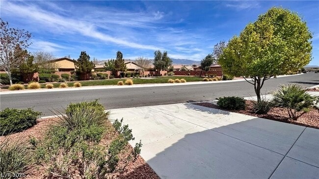 Building Photo - 5245 E La Campana Dr