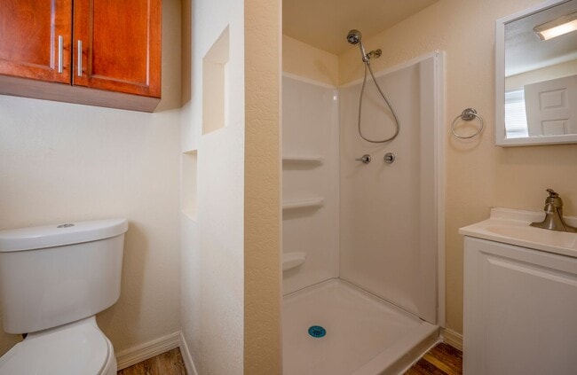 Foto del edificio - 8340 Roosevelt St