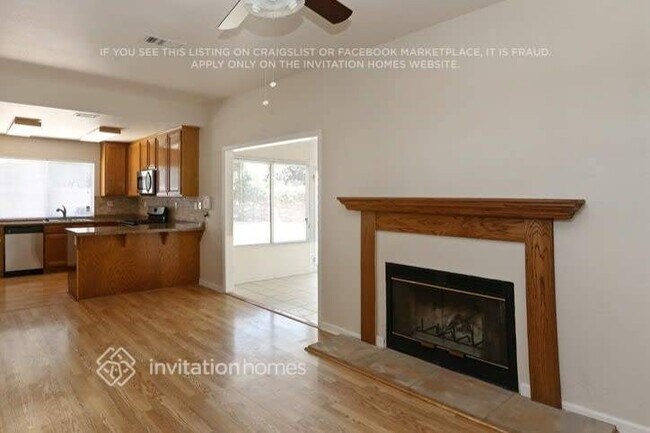 Foto del edificio - 5537 Blue Sapphire Way