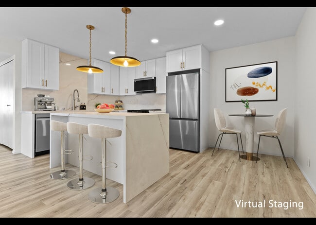 Building Photo - 21921 Rimhurst Dr