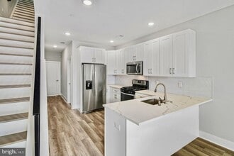 Building Photo - 2537 Cecil B. Moore Ave