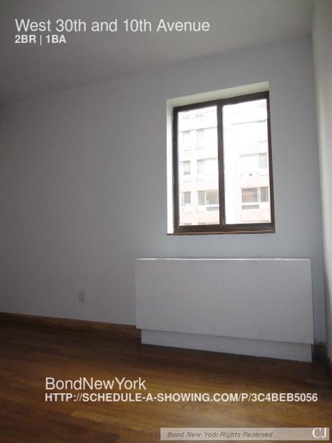 Building Photo - 368 W 30th St