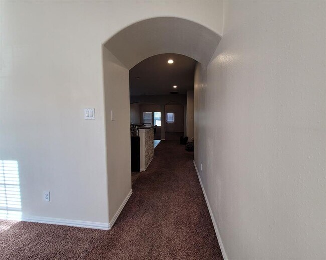 Foto del edificio - 3410 Hunter's Canyon