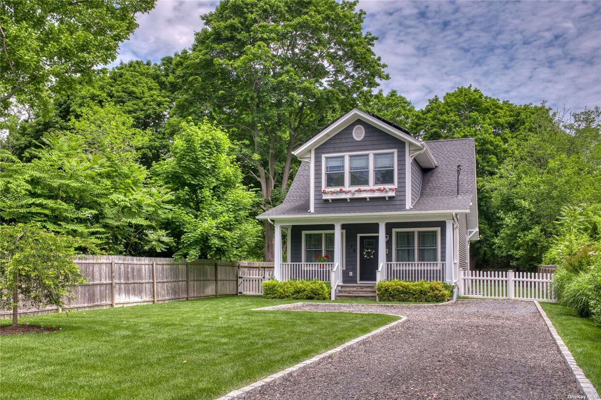 Primary Photo - 174 Manor Ln