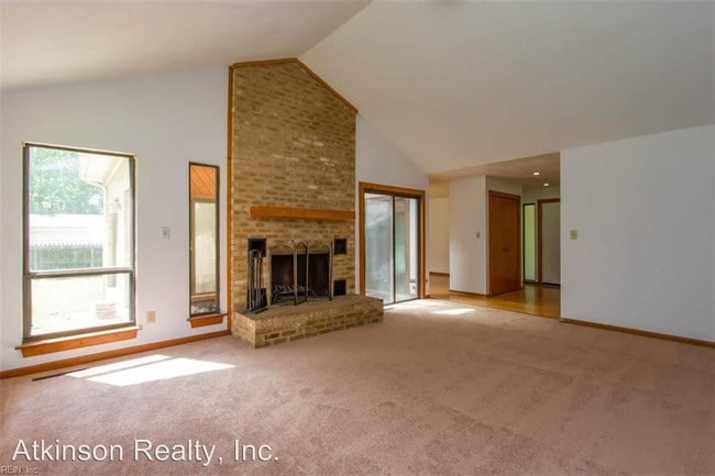 Building Photo - 4 br, 2 bath House - 810 Woodrow Court