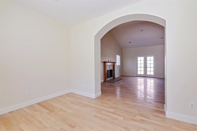 Building Photo - 9401 Hillrose St
