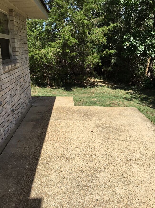 Foto del edificio - $500 OFF MOVE IN SPECIAL-VERY NICE BLANCHARD HOME. NORTH SHREVEPORT