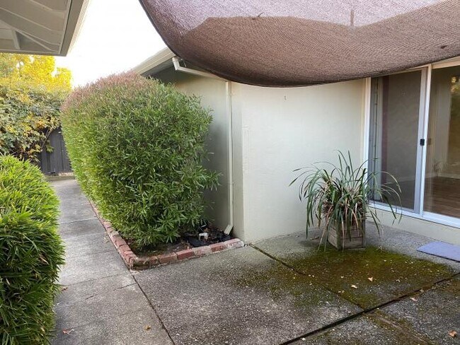 Foto del edificio - 3 bedroom in Novato CA 94949