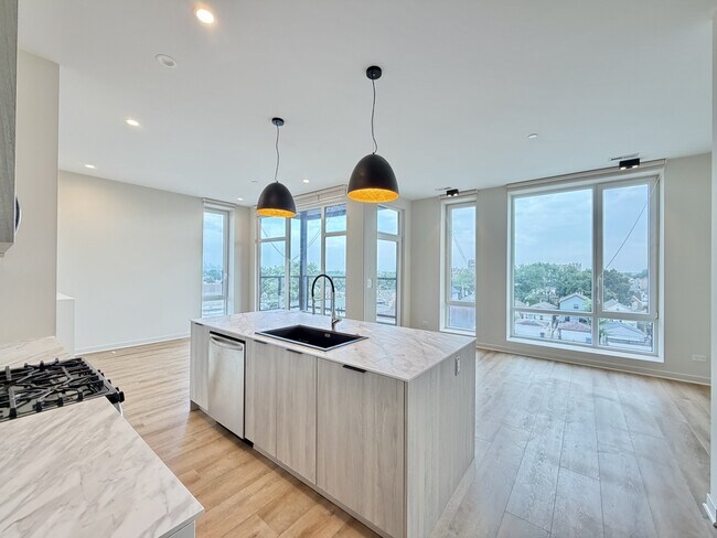 Foto del edificio - 6340 Belmont Ave