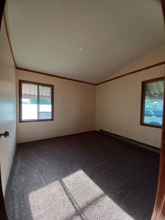 Foto del edificio - Ranch House Available for rent by Boylan H...