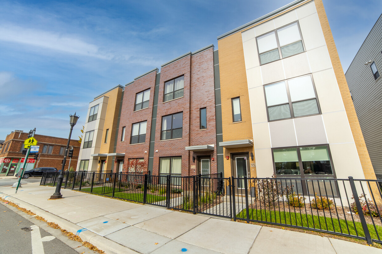 Foto principal - 954 Madison St