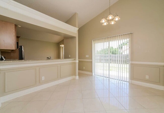 Building Photo - 2900 Cool Breeze Cir