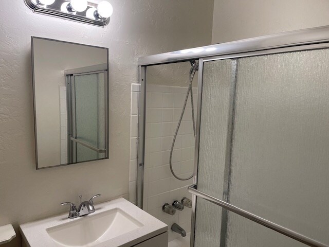 Building Photo - 1384 Adobe Dr
