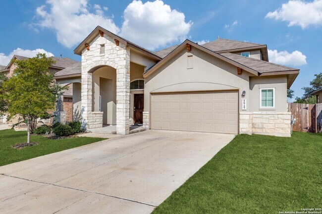 Building Photo - SPACIOUS ALAMO RANCH 4-BEDROOM