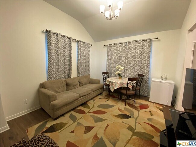 Foto del edificio - 412 Brushy Creek