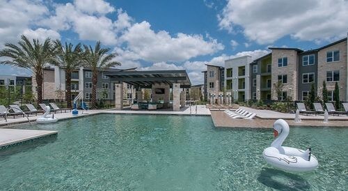 Foto del edificio - 14400 The Lakes Blvd