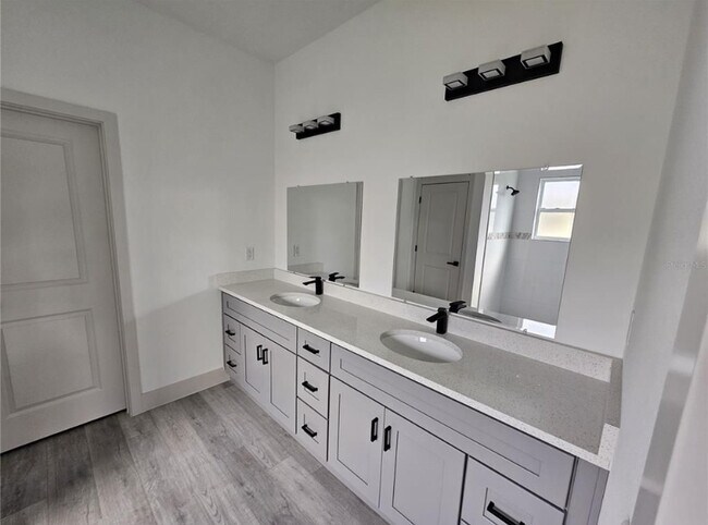 Foto del edificio - 1378 Wilmette St