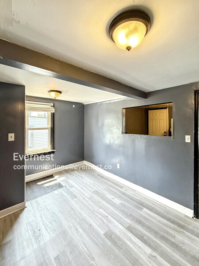 Foto del edificio - 21251 Westview Ave