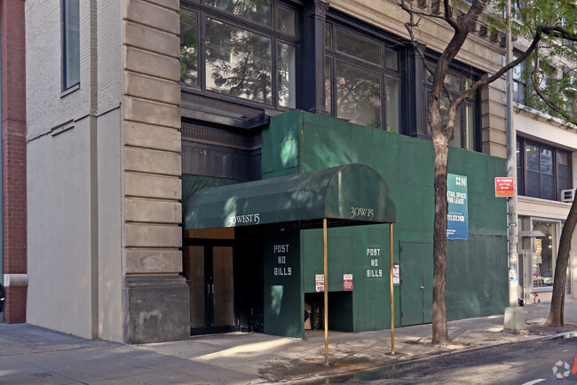 Building Photo - 30 W 15th St