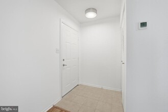 Building Photo - 1703 Ascot Way