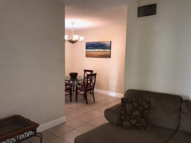 Foto del edificio - 265 SW 7th St