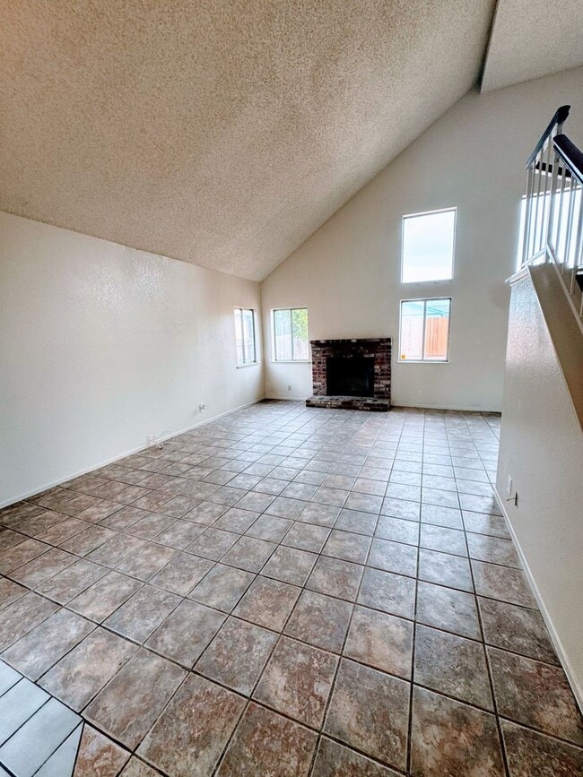 Photo - 5141 Bassett Way House