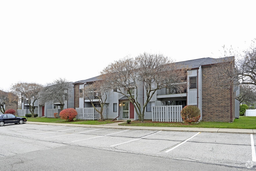 Three Oaks Apartments Rentals Troy, MI