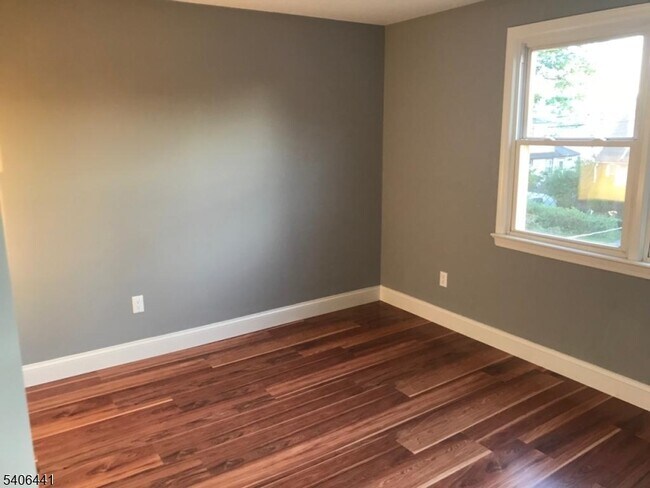 Building Photo - 140 Prospect St