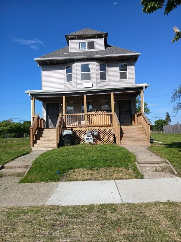 Primary Photo - 2174 Garland St