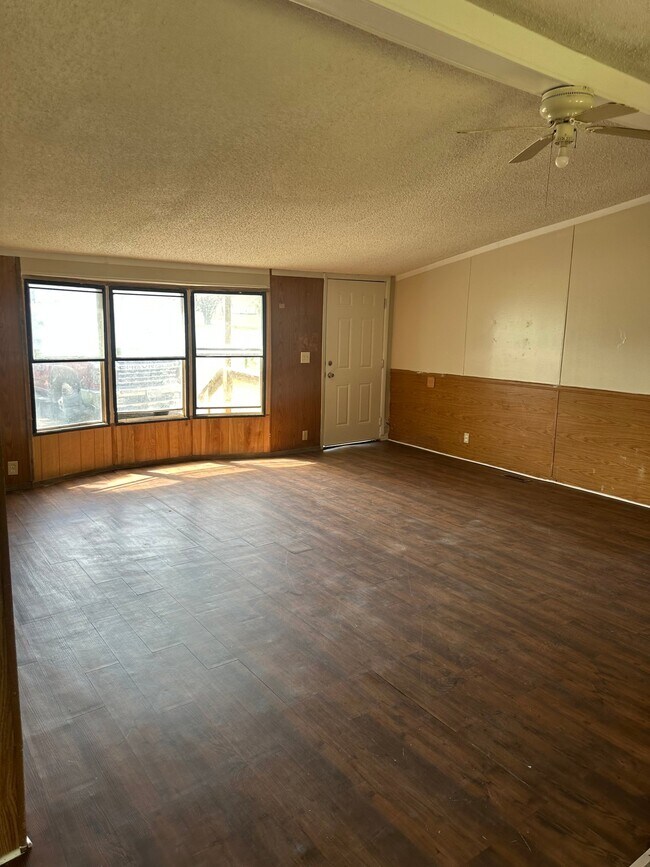 Foto del edificio - 346 Crescent Creek Ln