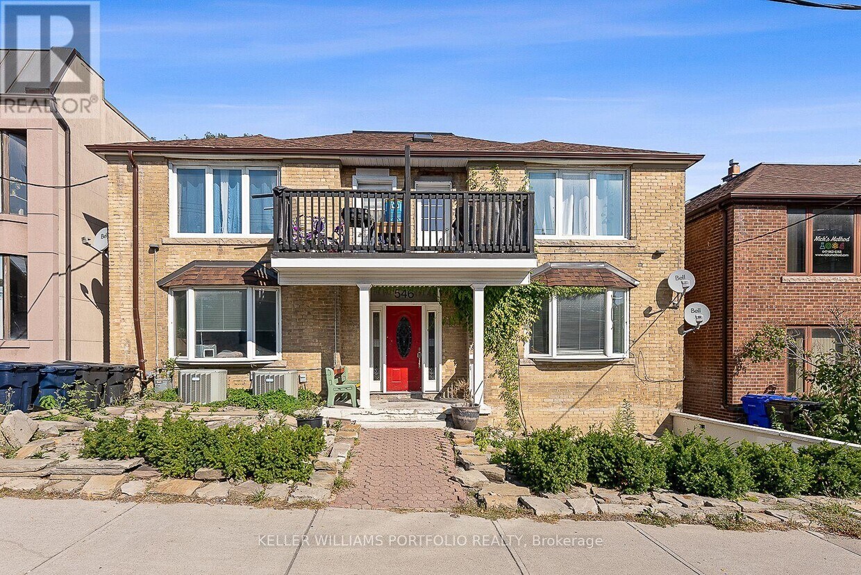 Primary Photo - 546 Eglinton Ave E