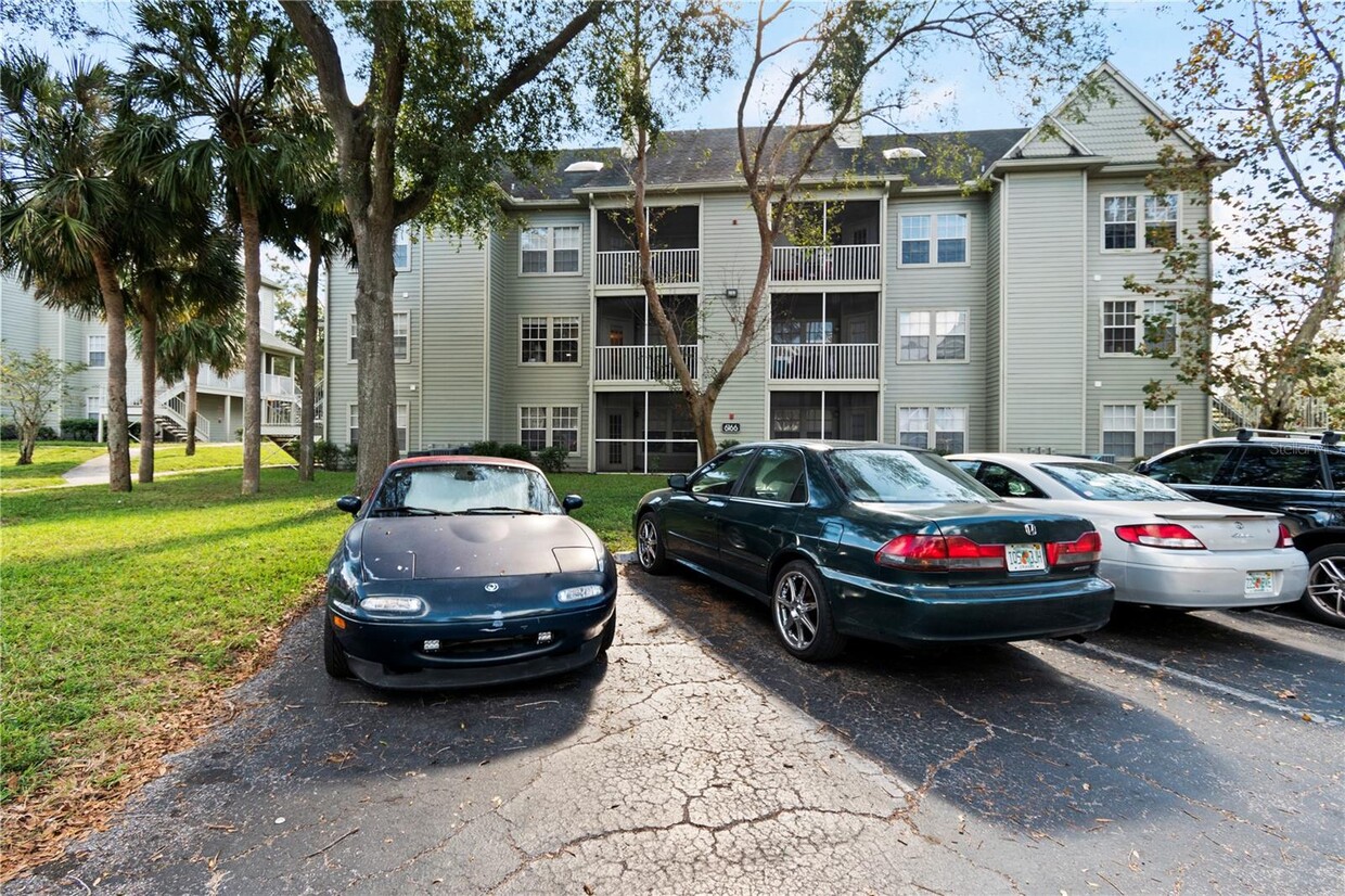 Foto principal - 6166 Westgate Dr