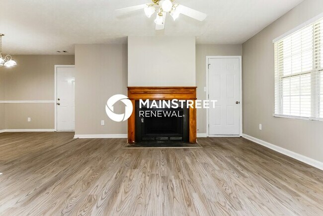 Foto del edificio - 3 Bedroom Pet-Friendly Home in Locust Grov...